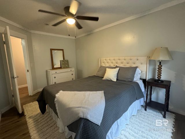 12181 Perdido Street, Lillian, AL 36549