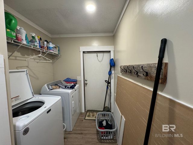 12181 Perdido Street, Lillian, AL 36549