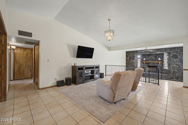 3951 E GABLE Avenue, Mesa, AZ 85206