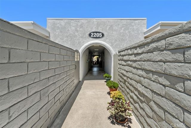 2205 Via Mariposa E G, Laguna Woods, CA 92637