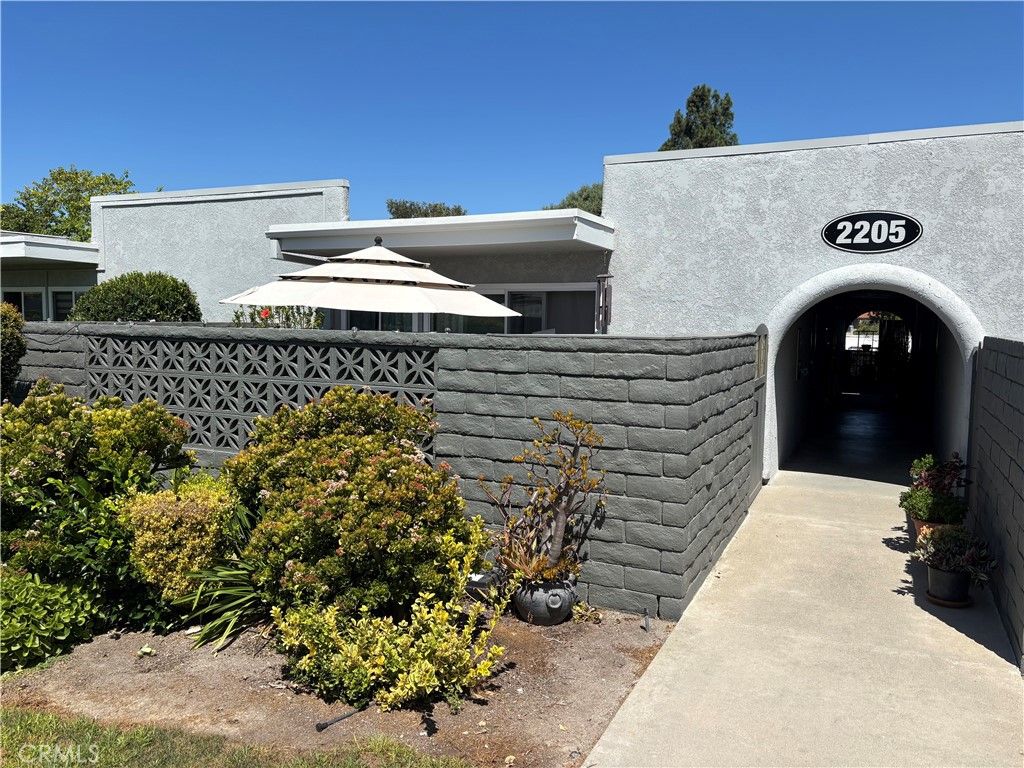 2205 Via Mariposa E G, Laguna Woods, CA 92637