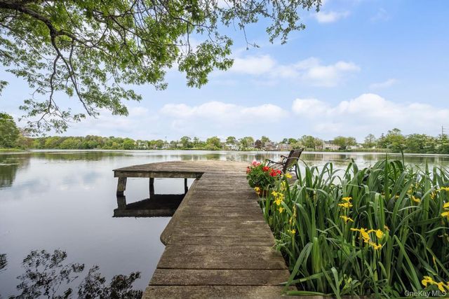 9 Lakeland Avenue, Patchogue, NY 11772