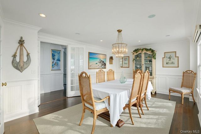 9 Lakeland Avenue, Patchogue, NY 11772