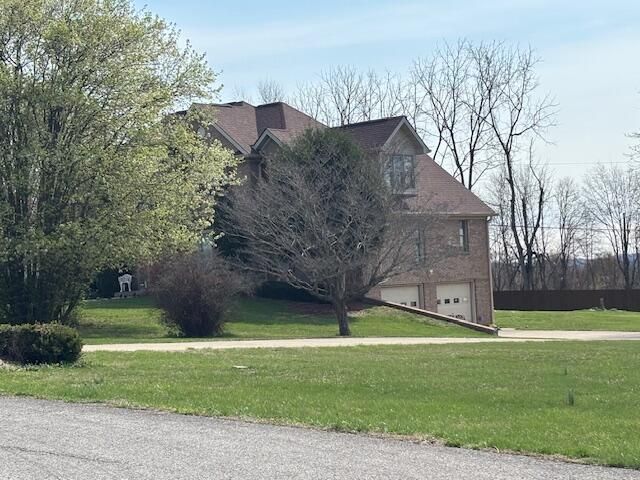 229 Shearwood Avenue, Somerset, KY 42503