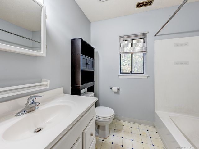 500 Darling Street 10-K, Southington, CT 06489