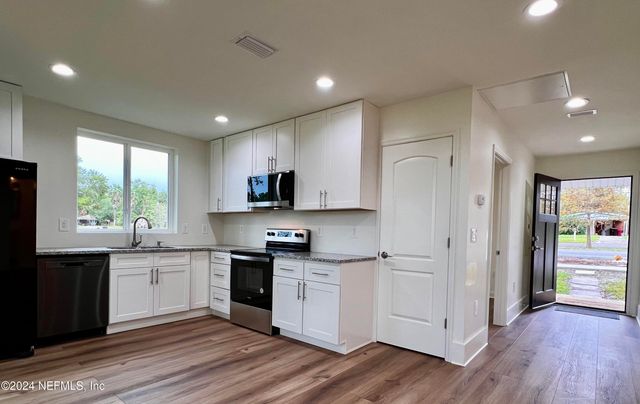 9672 SIBBALD Road, Jacksonville, FL 32208