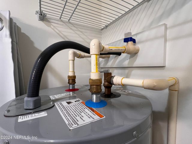 9672 SIBBALD Road, Jacksonville, FL 32208