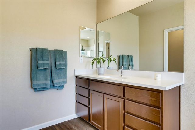127 Berriman Loop, Grass Valley, CA 95945