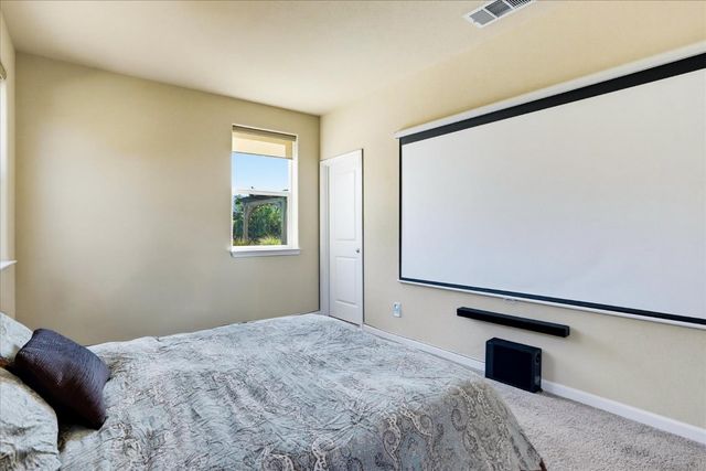 127 Berriman Loop, Grass Valley, CA 95945