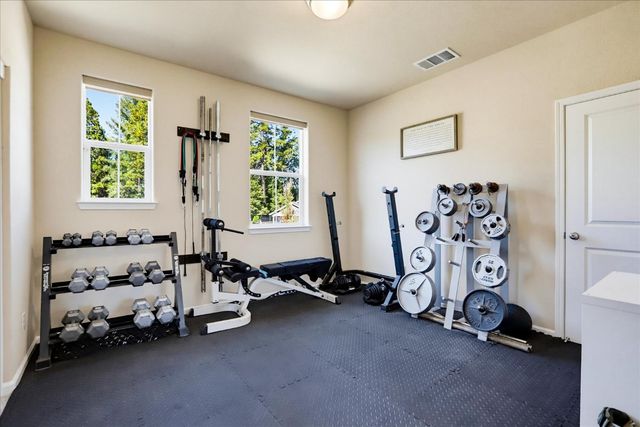 127 Berriman Loop, Grass Valley, CA 95945