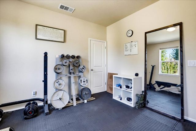127 Berriman Loop, Grass Valley, CA 95945