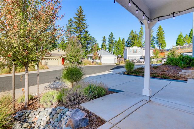 127 Berriman Loop, Grass Valley, CA 95945