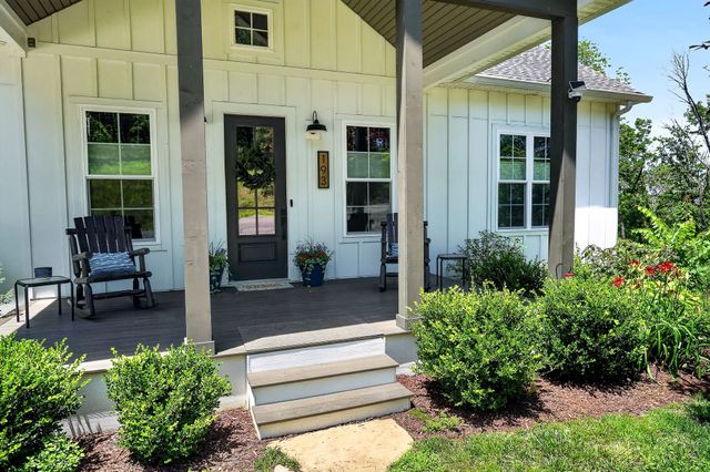 193 Wilson Cir, Smithville, TN 37166