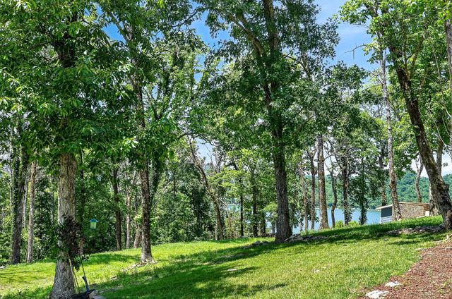 193 Wilson Cir, Smithville, TN 37166