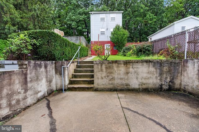 624 ARLINGTON ST, Tamaqua, PA 18252