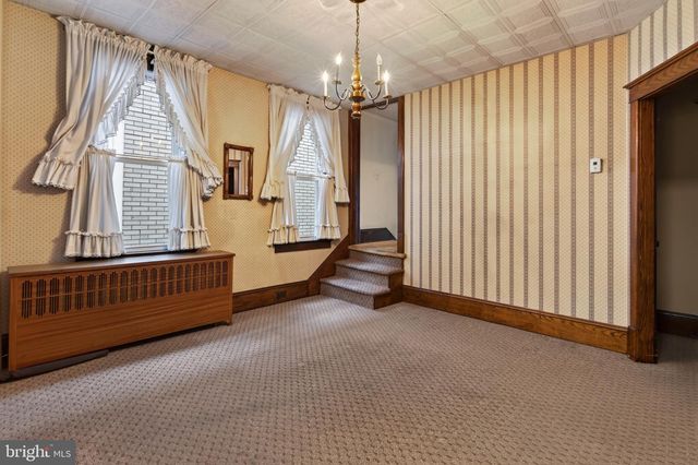 624 ARLINGTON ST, Tamaqua, PA 18252
