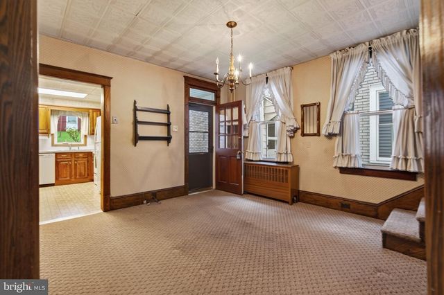 624 ARLINGTON ST, Tamaqua, PA 18252