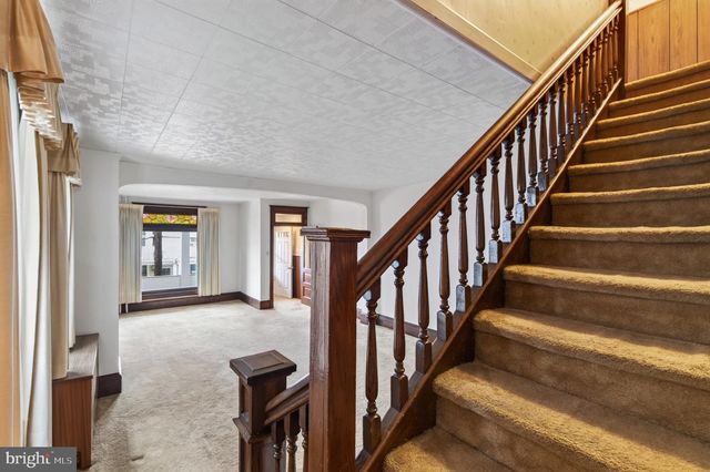 624 ARLINGTON ST, Tamaqua, PA 18252