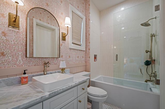 1755 Riada DR, New Braunfels, TX 78132