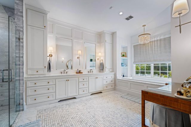 1755 Riada DR, New Braunfels, TX 78132