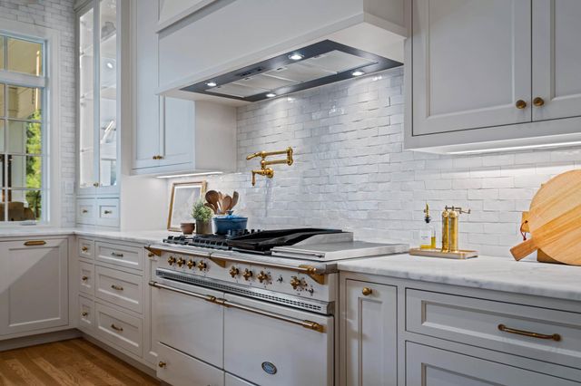 1755 Riada DR, New Braunfels, TX 78132