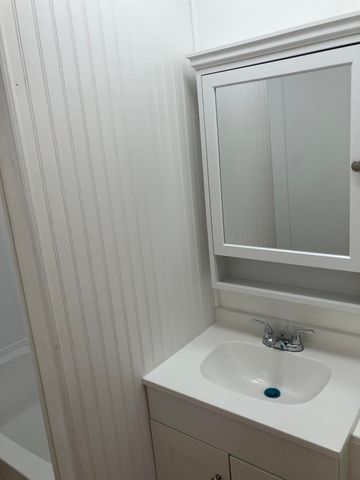 314 N Albert Avenue 101, Exeter, CA 93221