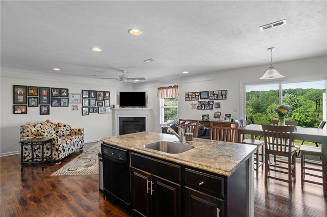154 Rylie Dr Ste 201, Jackson Twp, PA 16037