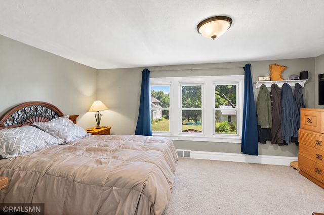 4132 Monroe Street NE, Columbia Heights, MN 55421