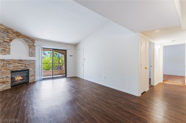 950 Seven Hills Drive 524, Henderson, NV 89052