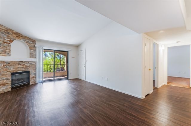950 Seven Hills Drive 524, Henderson, NV 89052