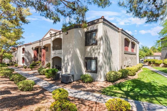 950 Seven Hills Drive 524, Henderson, NV 89052