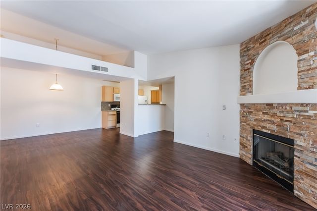 950 Seven Hills Drive 524, Henderson, NV 89052