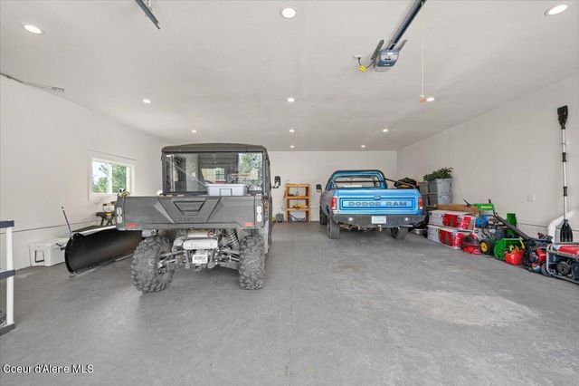 357 E David Thompson Rd, Hope, ID 83836