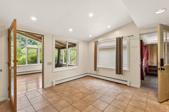 52 Mill Road, Greece, NY 14626