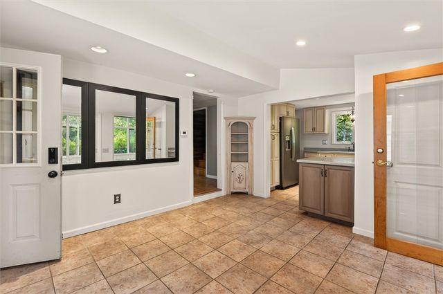 52 Mill Road, Greece, NY 14626