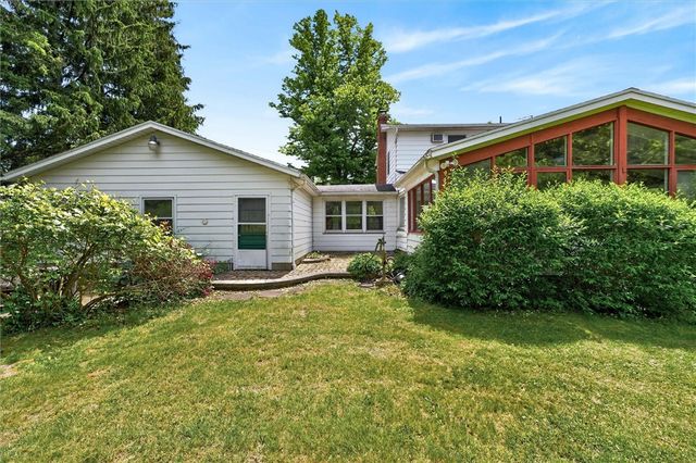 52 Mill Road, Greece, NY 14626