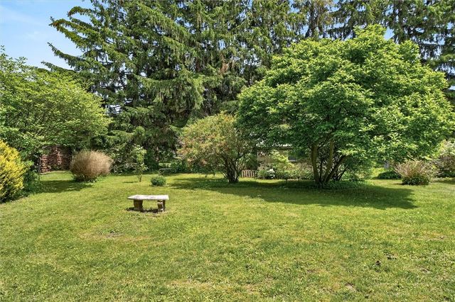 52 Mill Road, Greece, NY 14626