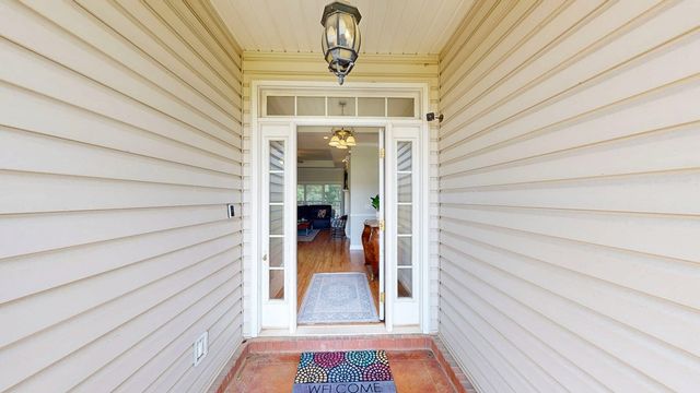 218 Azalea Lane, Headland, AL 36345