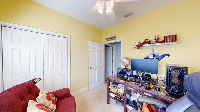 218 Azalea Lane, Headland, AL 36345