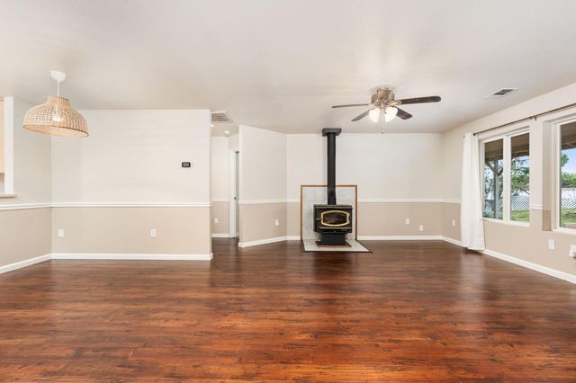 50890 Rosemary Lane, Yokuts Valley, CA 93675