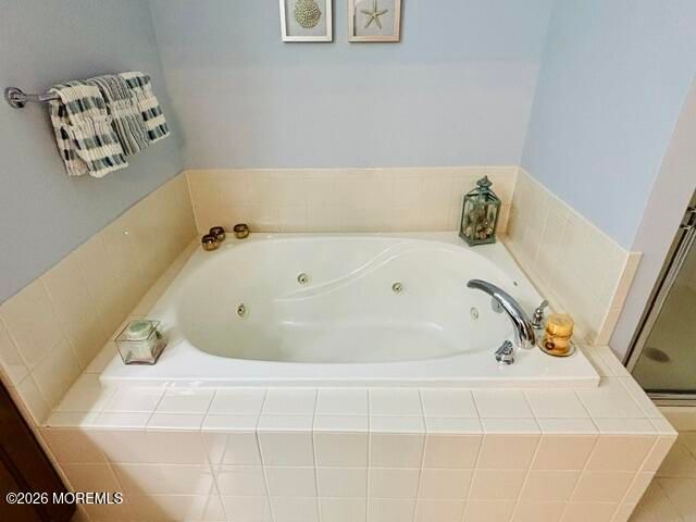 61 Diamond Spring Drive, Monroe, NJ 08831