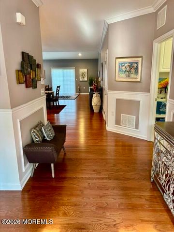 61 Diamond Spring Drive, Monroe, NJ 08831