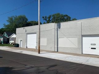 851 W Laketon Avenue, Muskegon, MI 49441