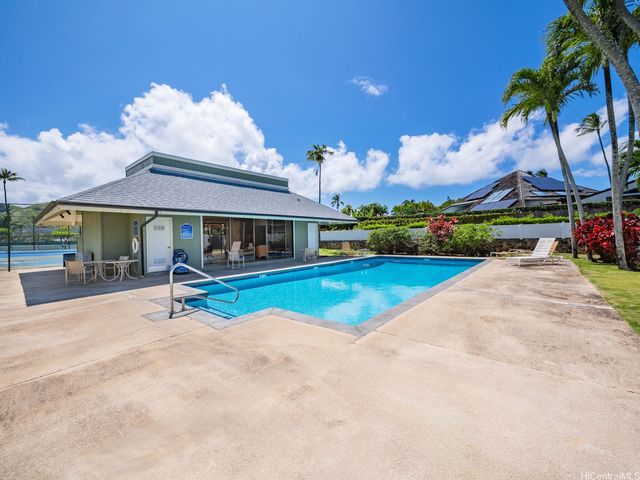 824 N Kalaheo Avenue A, Kailua, HI 96734