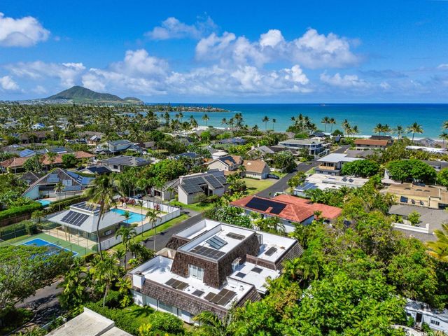 824 N Kalaheo Avenue A, Kailua, HI 96734