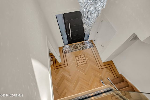 243 Overbrook Avenue, Oakhurst, NJ 07755