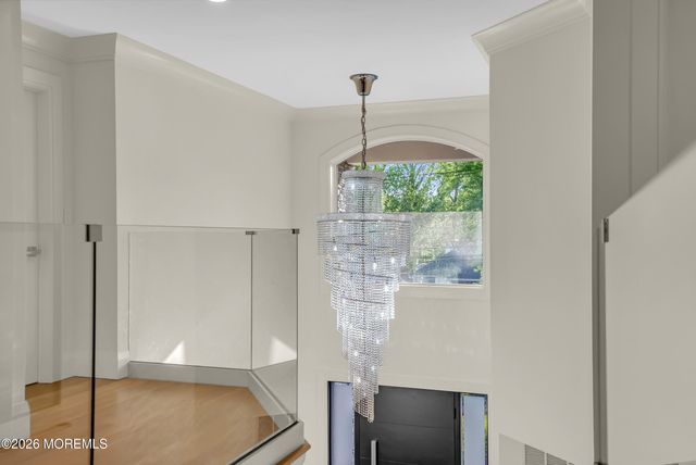 243 Overbrook Avenue, Oakhurst, NJ 07755