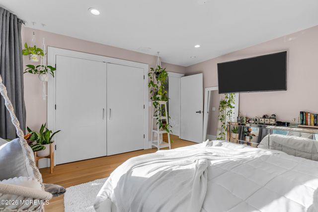 243 Overbrook Avenue, Oakhurst, NJ 07755