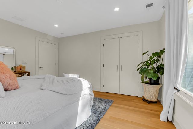 243 Overbrook Avenue, Oakhurst, NJ 07755