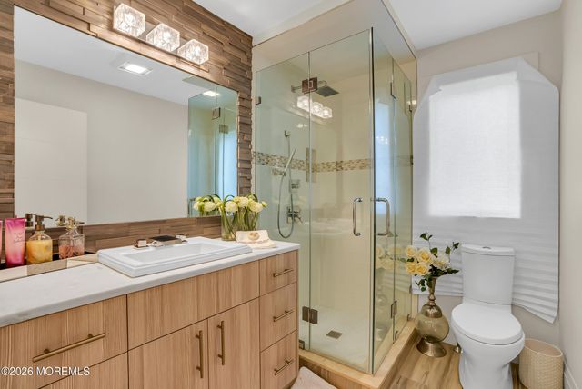 243 Overbrook Avenue, Oakhurst, NJ 07755